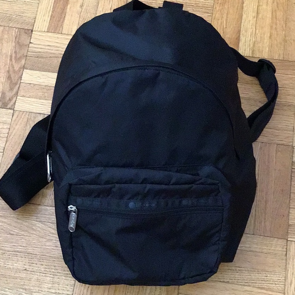 Le Sportsac black mini bookbag
